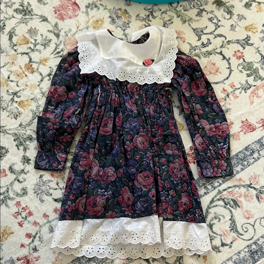 Girls Floral Long-Sleeve Dress with White Lace Collar
